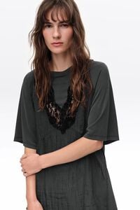 Faded black bib T-shirt with lace details