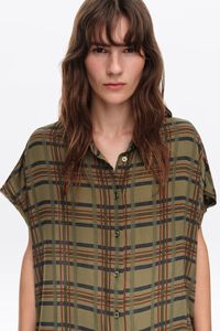 Camisa manga ca&iacute;da cuadros caqui
