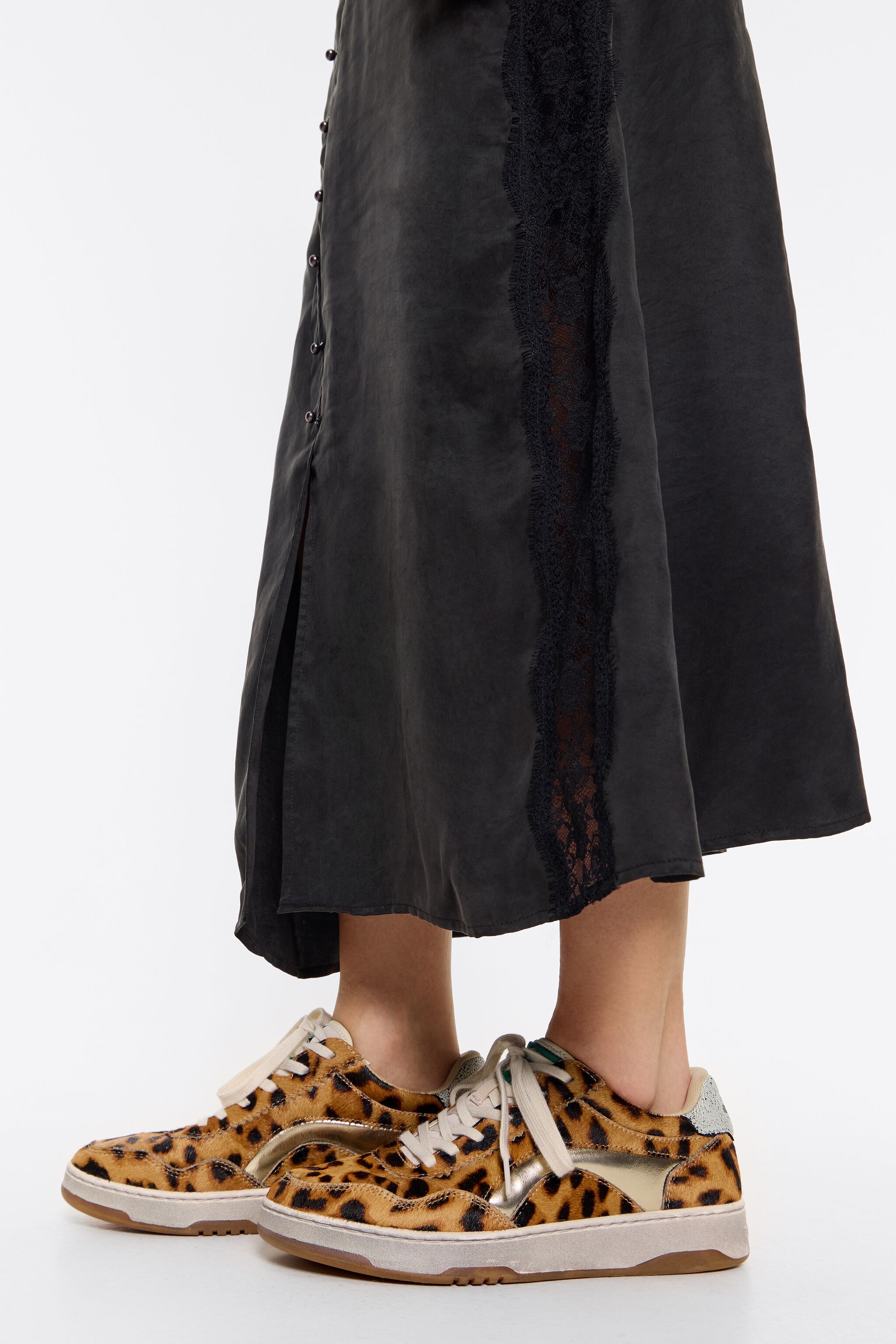 Tenis cupsole pelo print leopardo