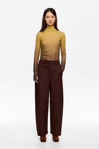 Pantalón barrel algodón técnico café oscuro