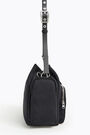 Bolso saca cordón nylon negro Bolso saca cordón nylon negro