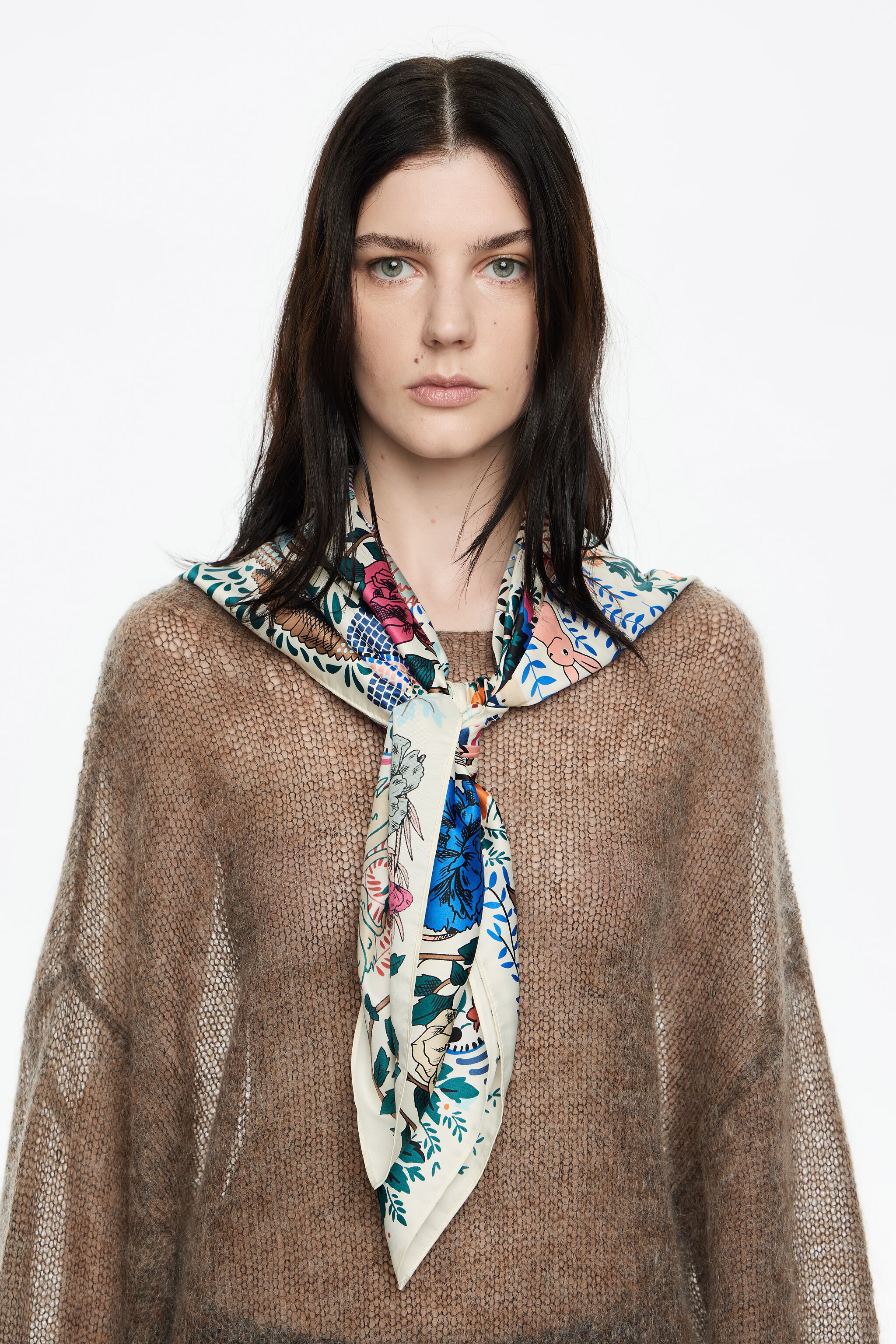 Ivory mosaic scarf