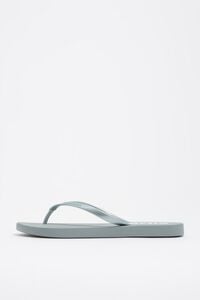 Silver flip-flop