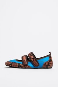 Zapatilla tipo tenis azul Zapatilla tipo tenis azul