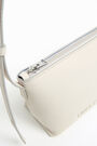 Bolso bandolera S trapecio piel blanco Bolso bandolera S trapecio piel blanco