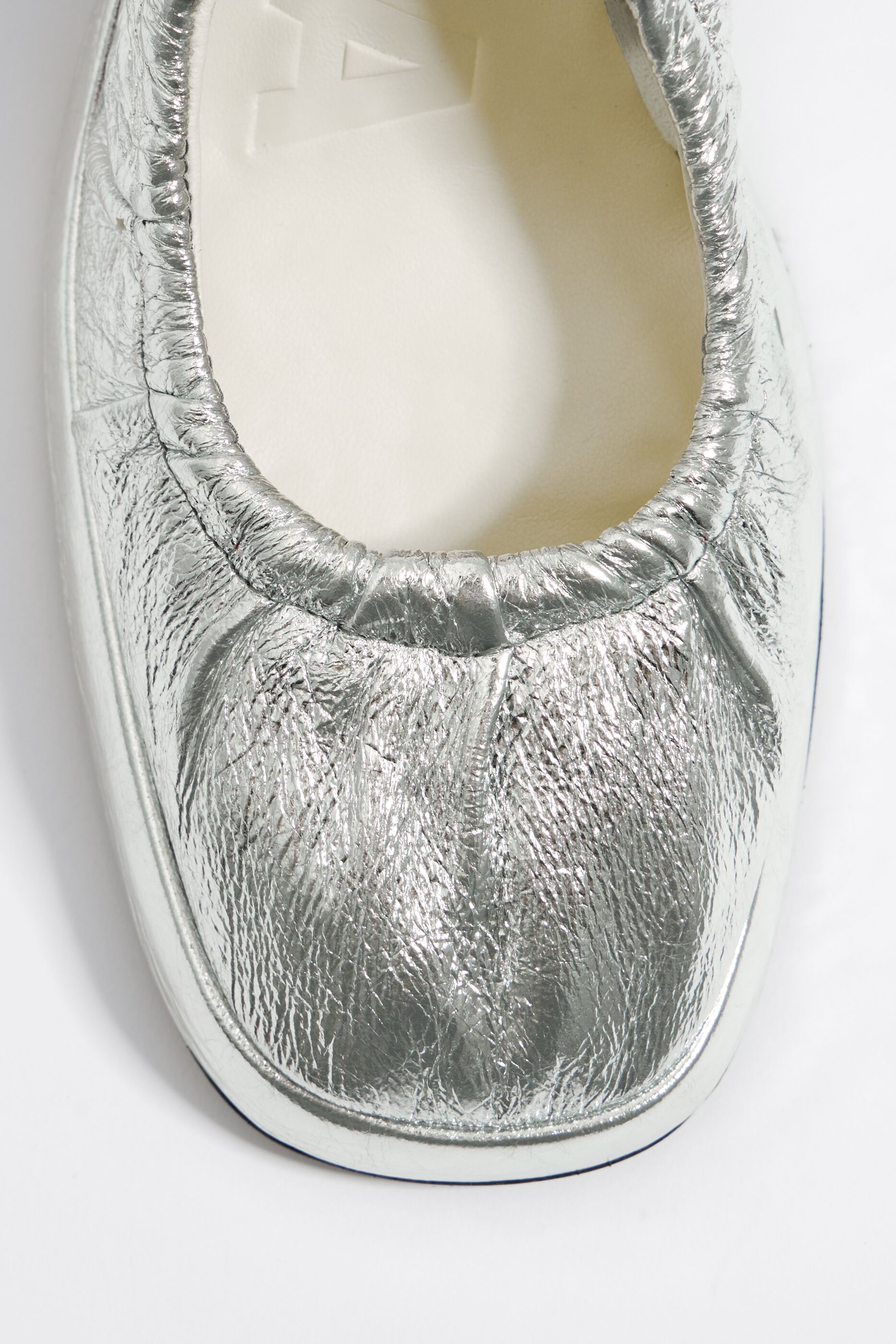 Flats plata online