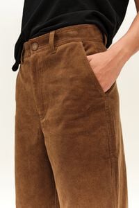 Pantal&oacute;n corte barrel caramelo