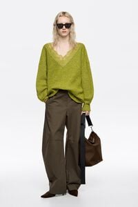 Suéter largo encajes kiwi