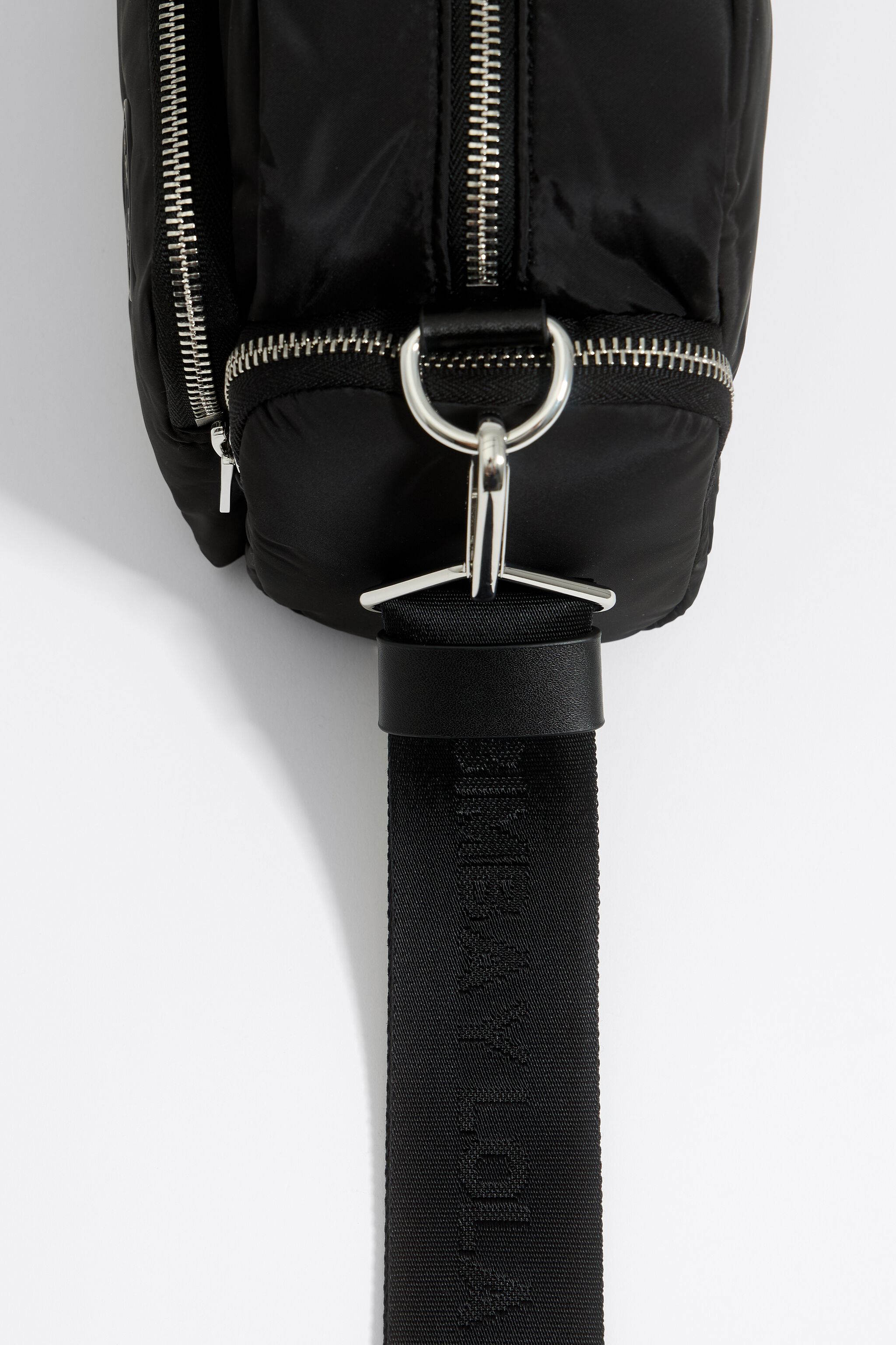Medium black Pocket crossbody bag