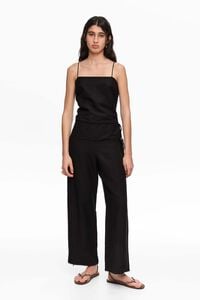 Jumpsuit ajustable en cintura y piedras negro