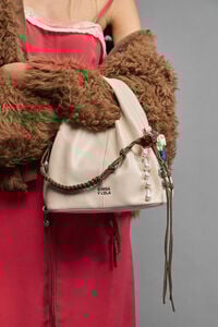 Bolsa Paper pequeña piel asa trenzada marfil