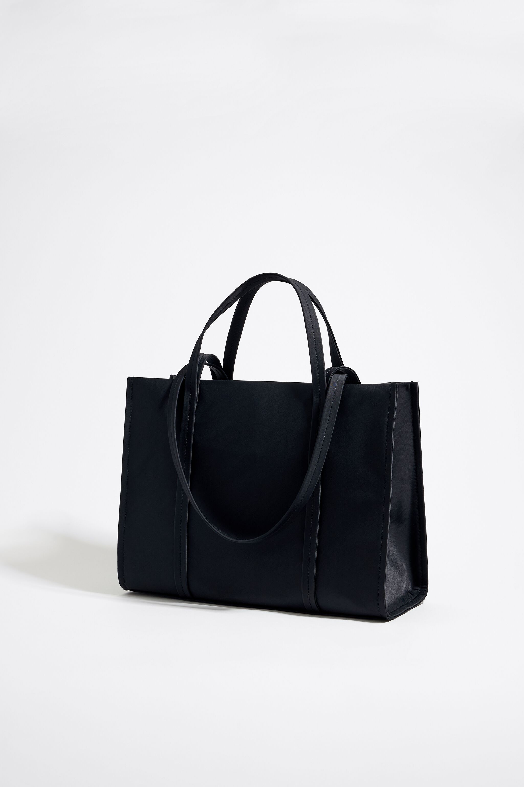 Oasis zip best sale top shopper bag