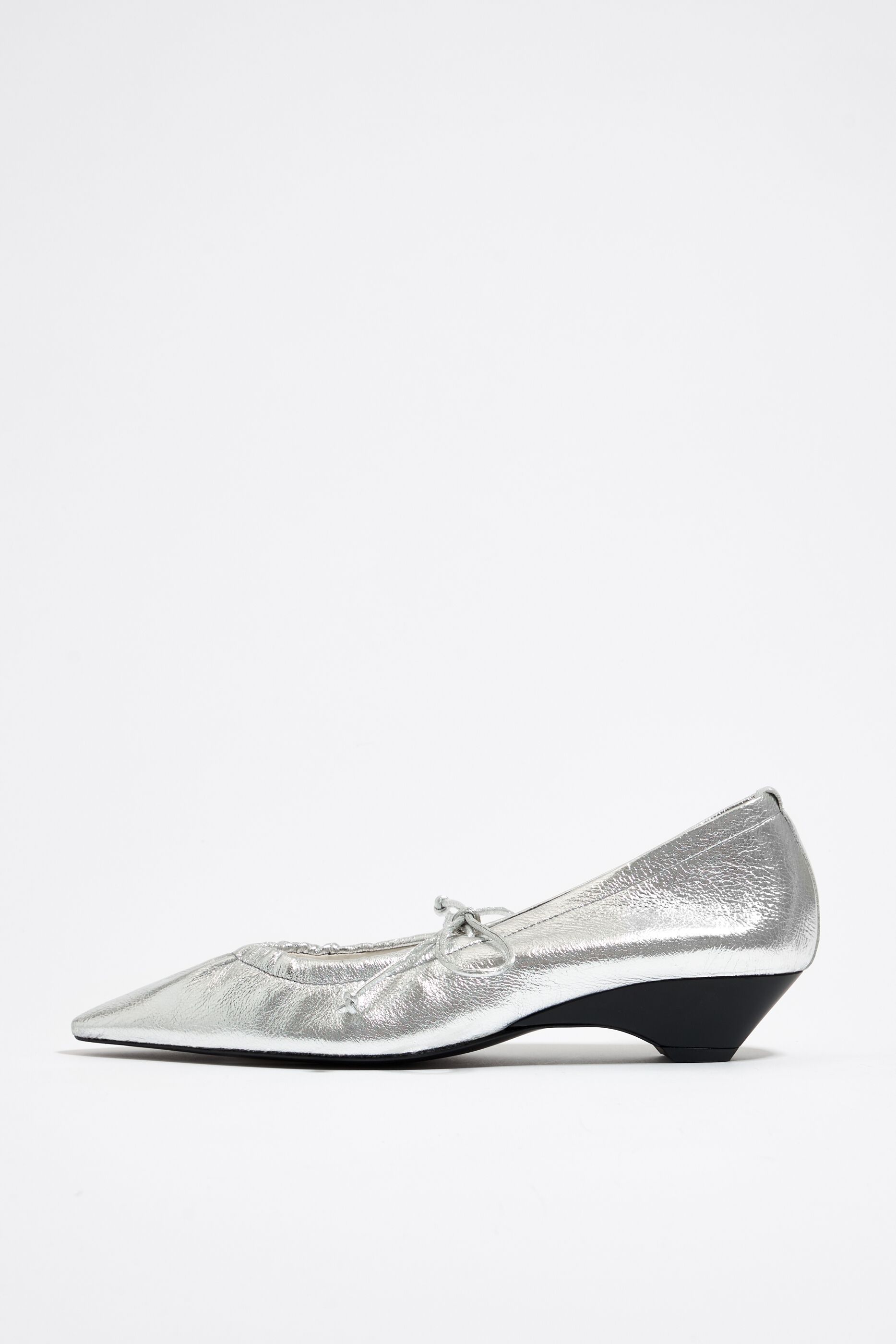Silver pointed court shop shoes