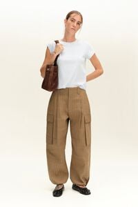 Pantal&oacute;n cargo cuadros caf&eacute; claro