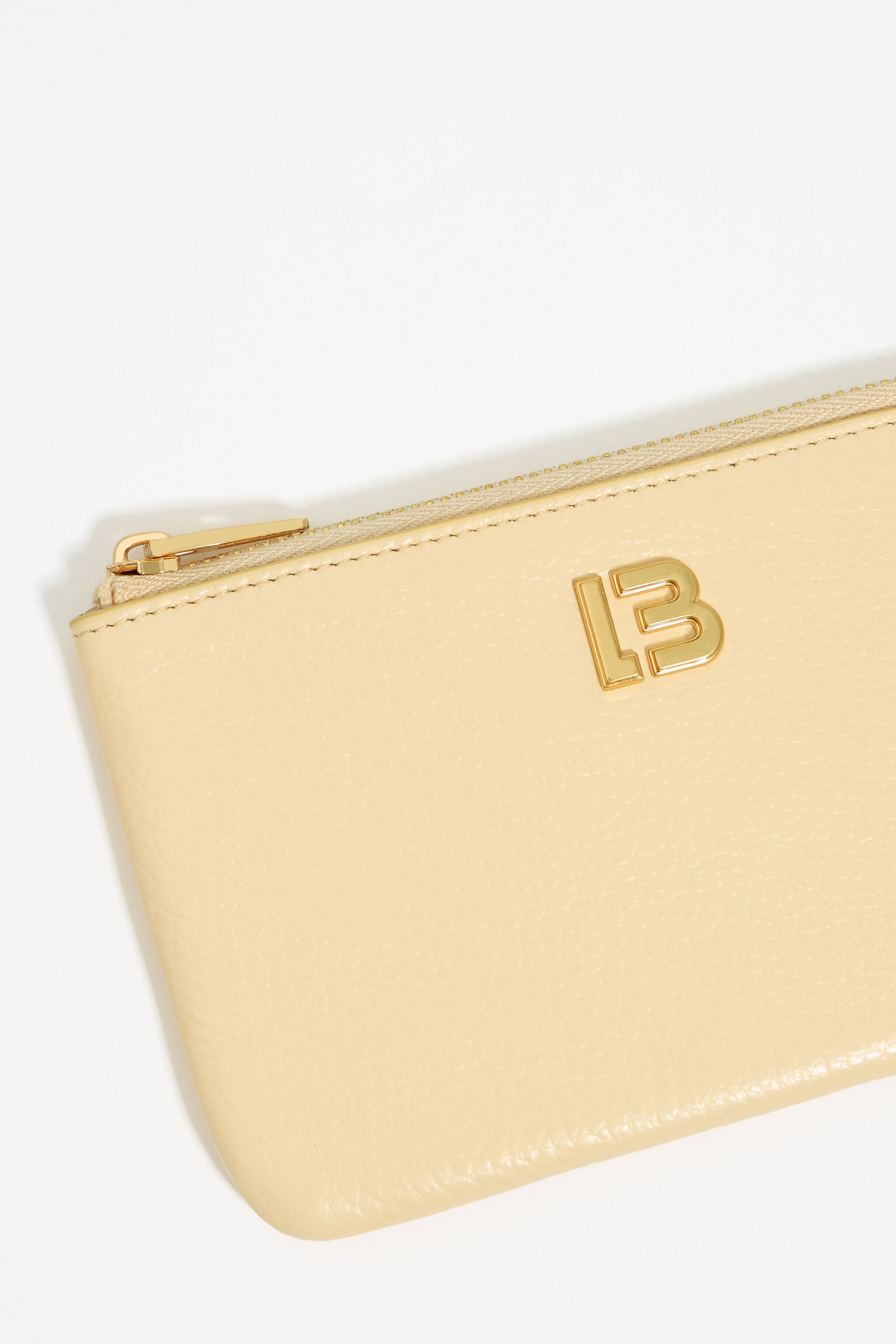 Monedero piel amarillo pastel
