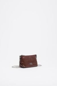 Bolsa bandolera micro piel brillante moca