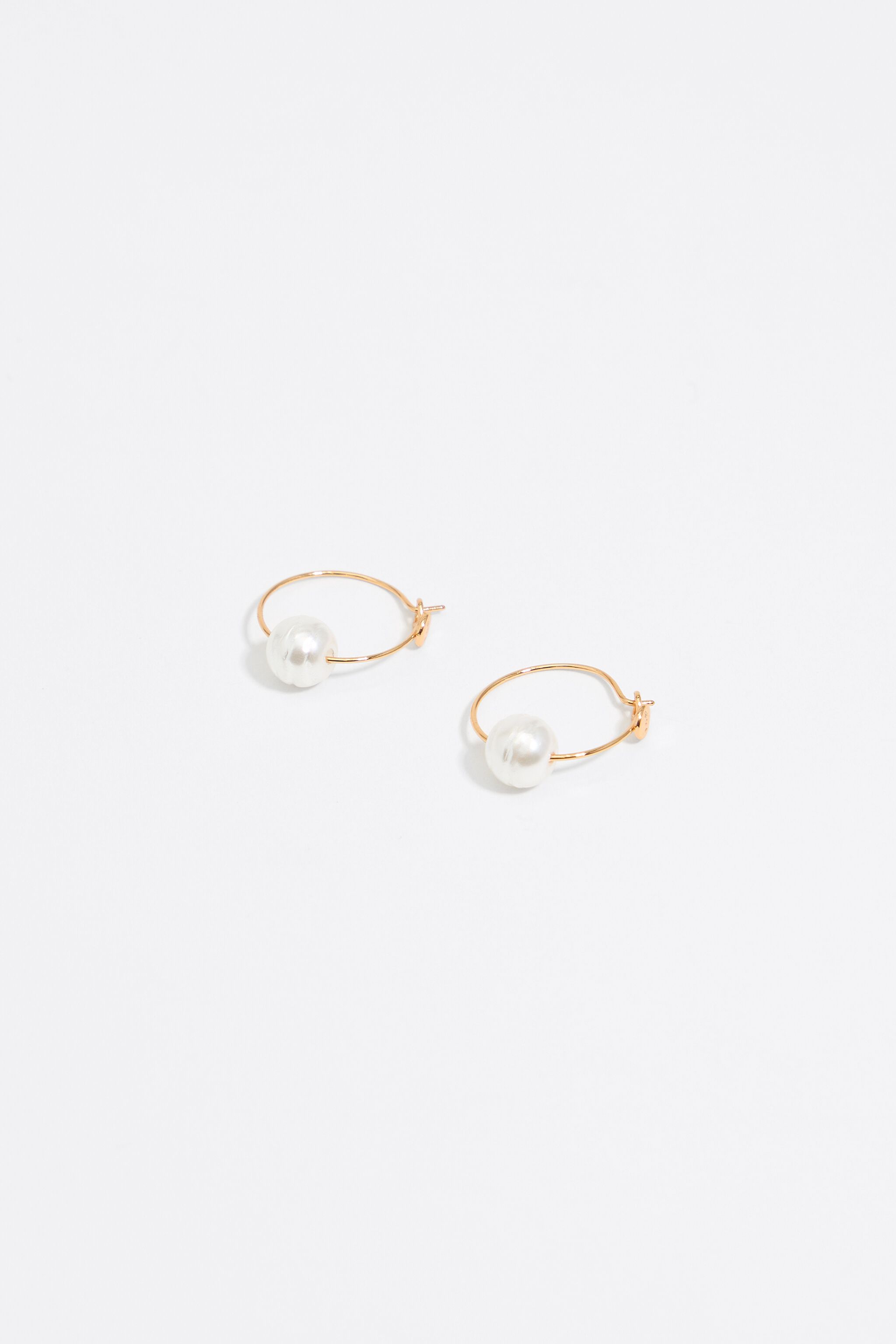 ALIITA 両耳ピアス PERLA EMPANADA 楽天市場】【8/5限定・最大2万円OFFクーポン配布中】ALIITA