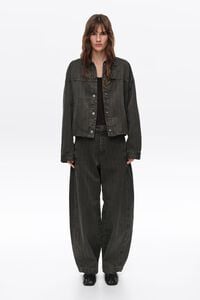 Chamarra denim rayas caf&eacute; lavado