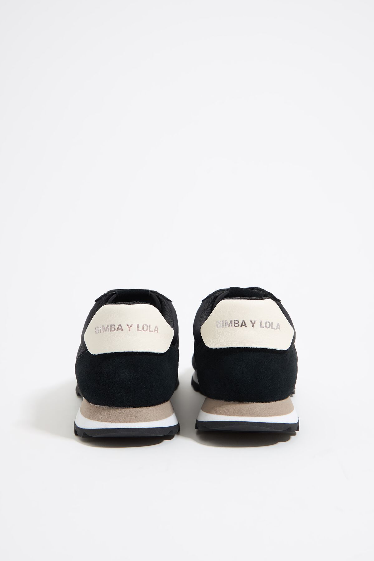 Playeras Bimba Bimba Y Lola Deportiva Retro Negra Zapatillas