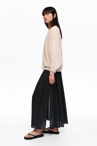 Falda l&iacute;nea A maxiabertura negra