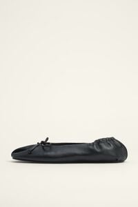 Black ruched leather ballerina