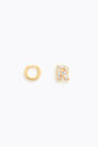 Mini hoop earrings with the letter R Mini hoop earrings with the letter R