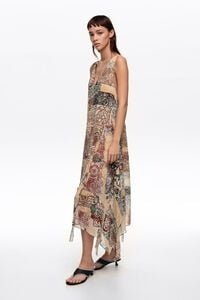 Vestido fluido irregular rasgado Lace marfil