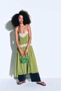 Vestido tirantes plisado l&iacute;nea A bicolor