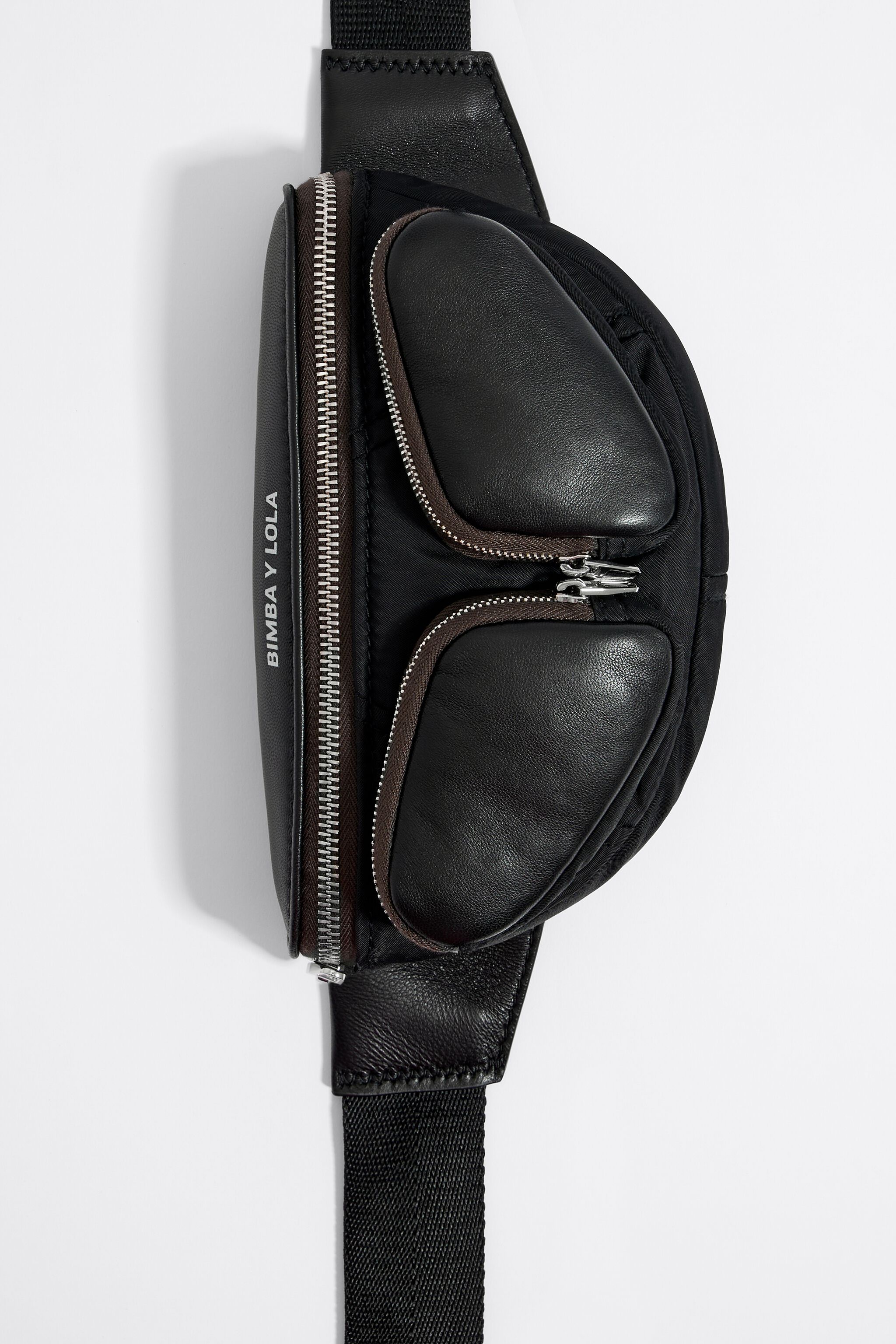 Bolsa cangurera Pocket mini piel negra