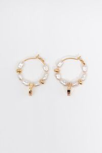 Medium hoop earrings with pearls and heart logo