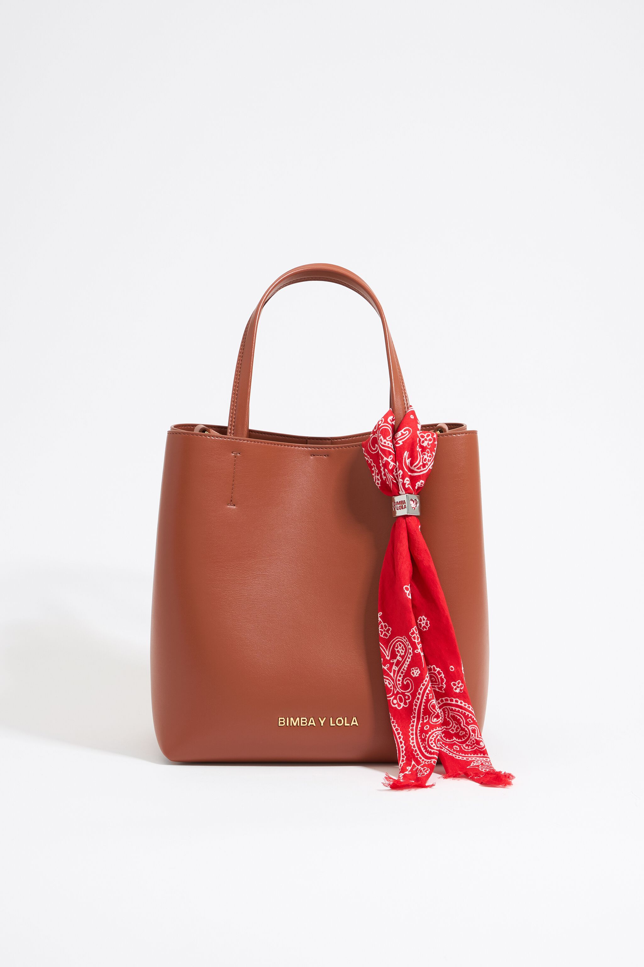 Charm bolsa panuelo rojo