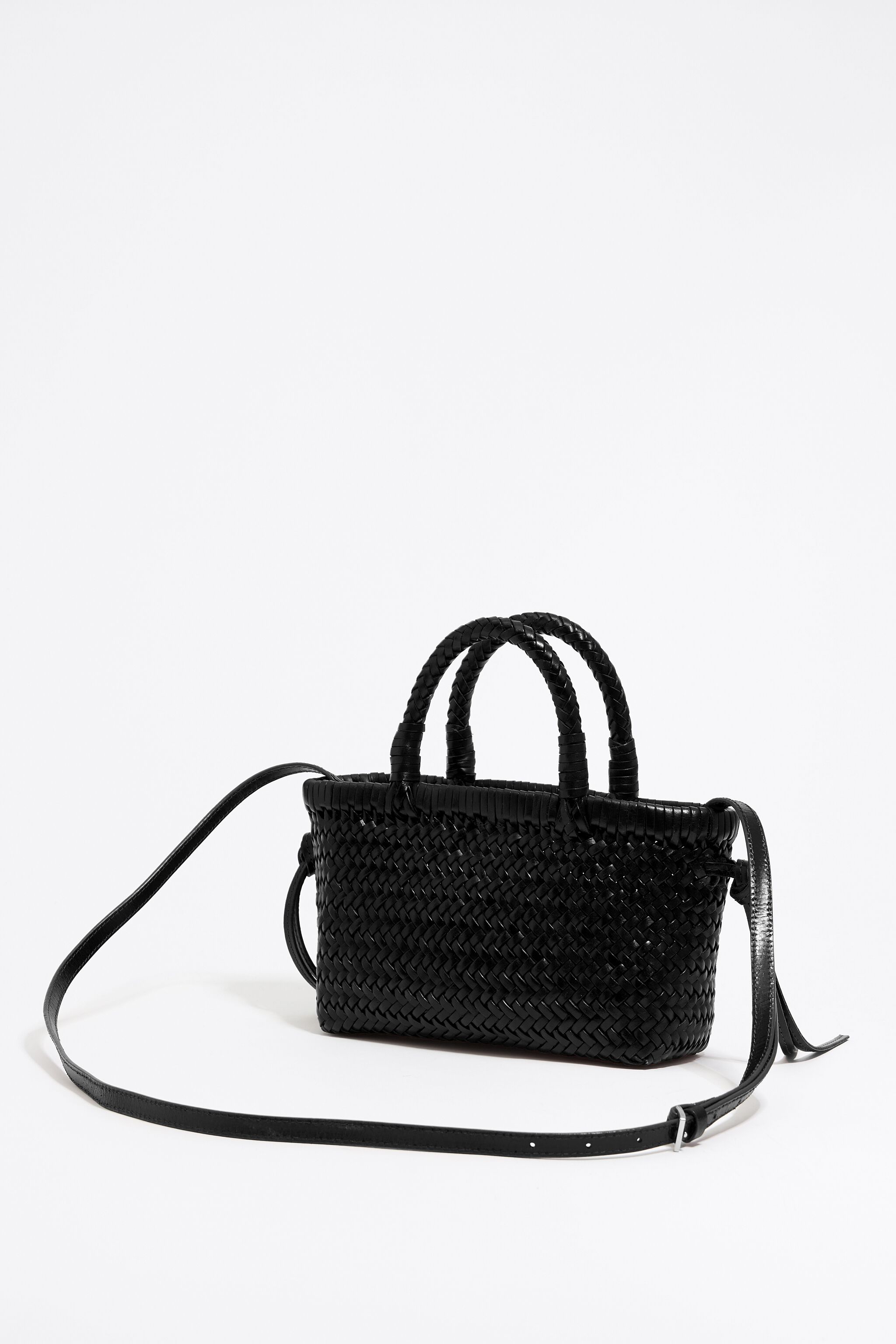 J.ESTINA ■ILLY MINI クロスバッグ Black 251BBFJ7H_10000_D_8.jpg?sw=768