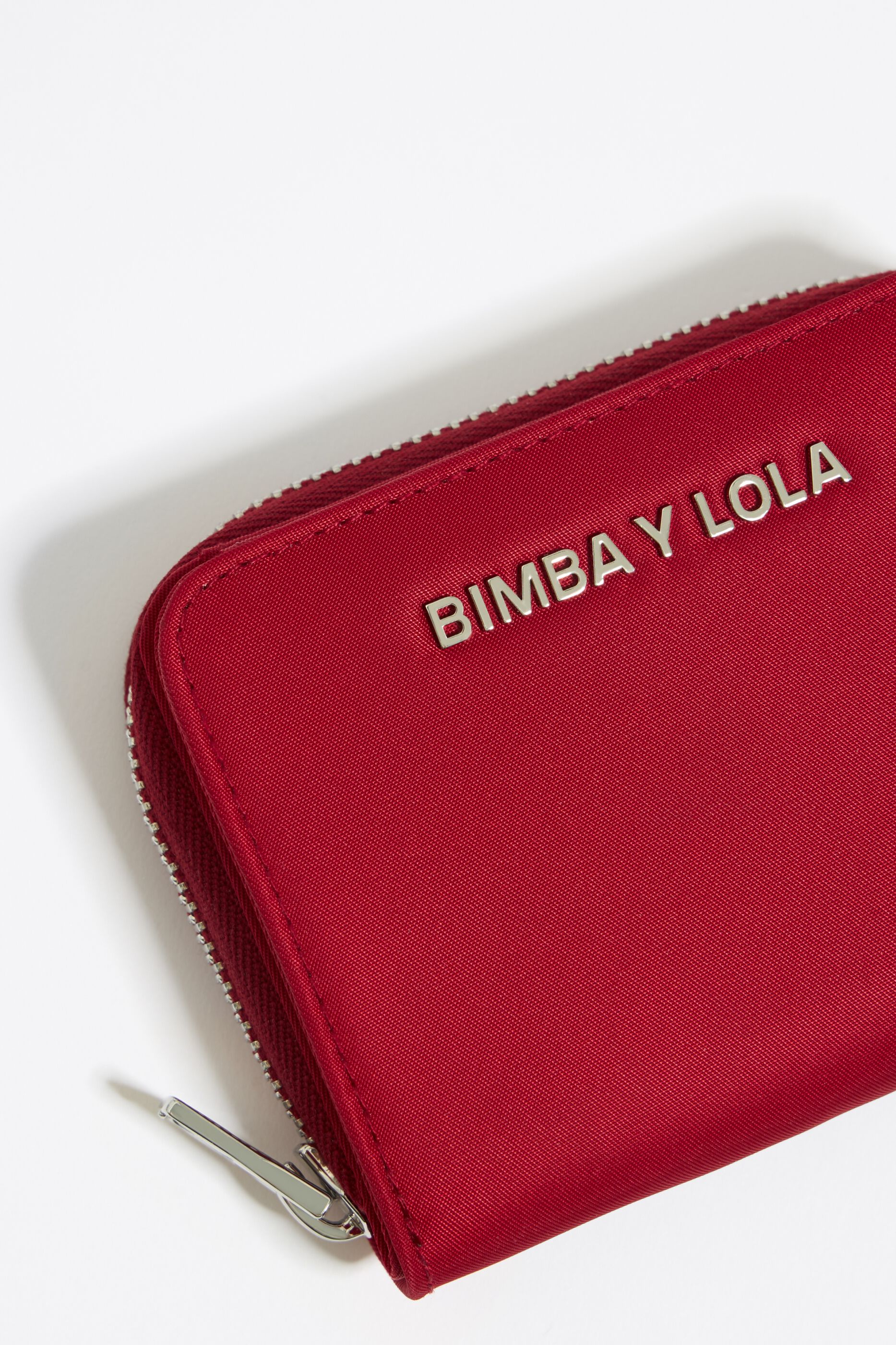 Cartera solapa nylon roja