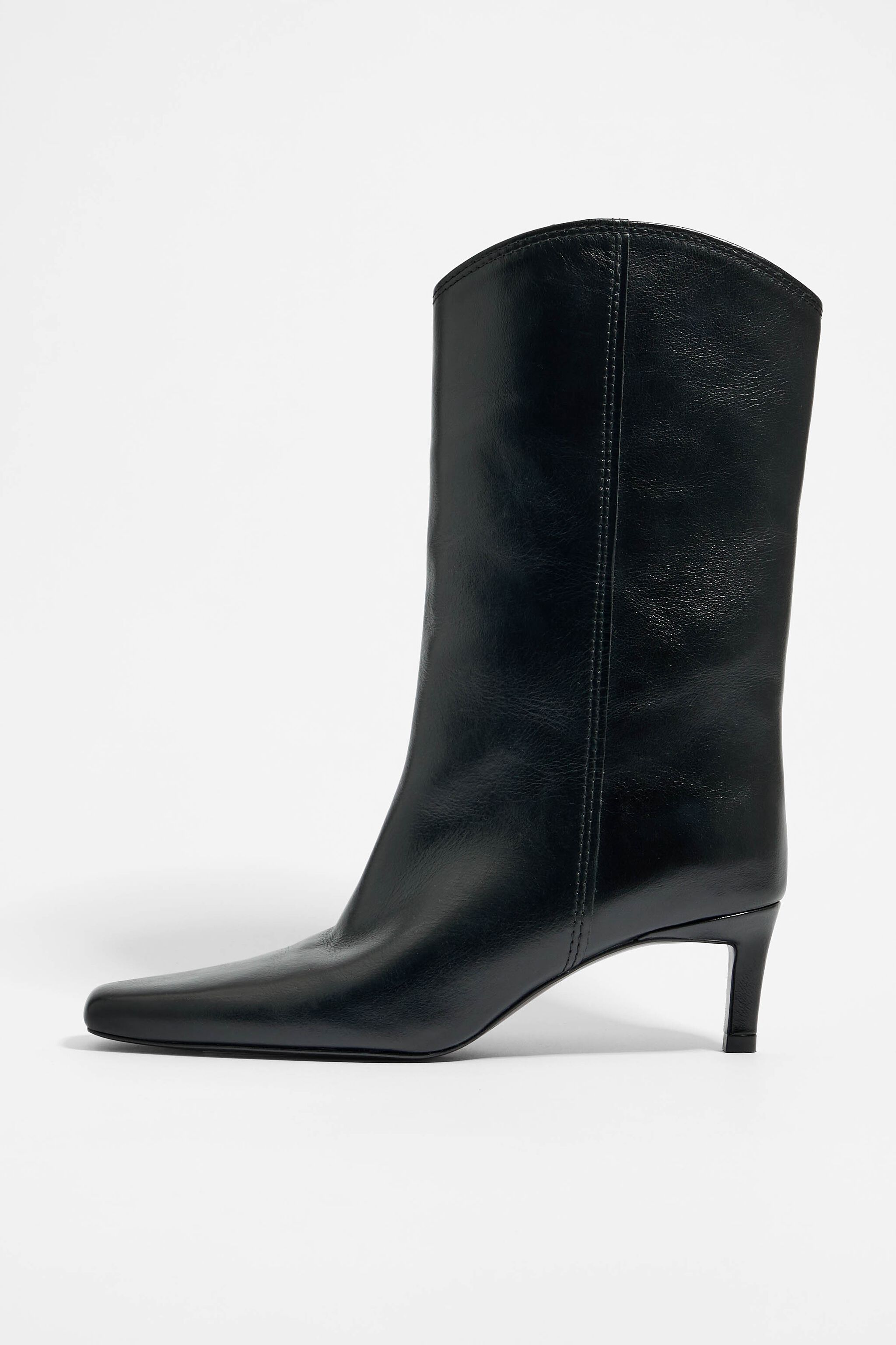 Bota con tacon deals