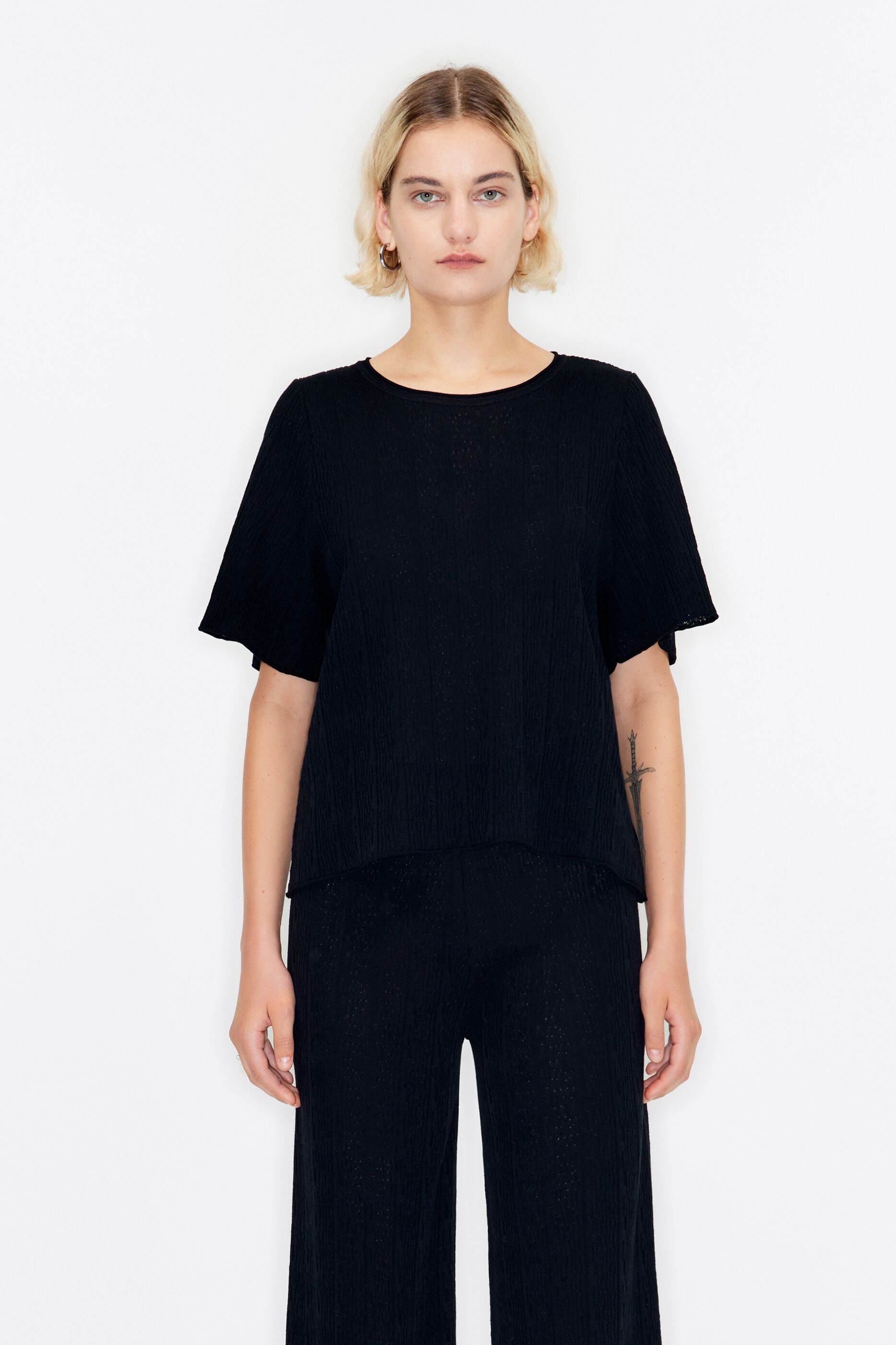 Sueter tejido negro discount