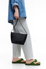 Bolso bandolera S trapecio piel negro Bolso bandolera S trapecio piel negro