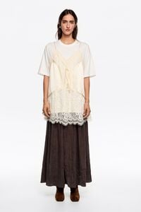 Falda midi línea A pliegues café