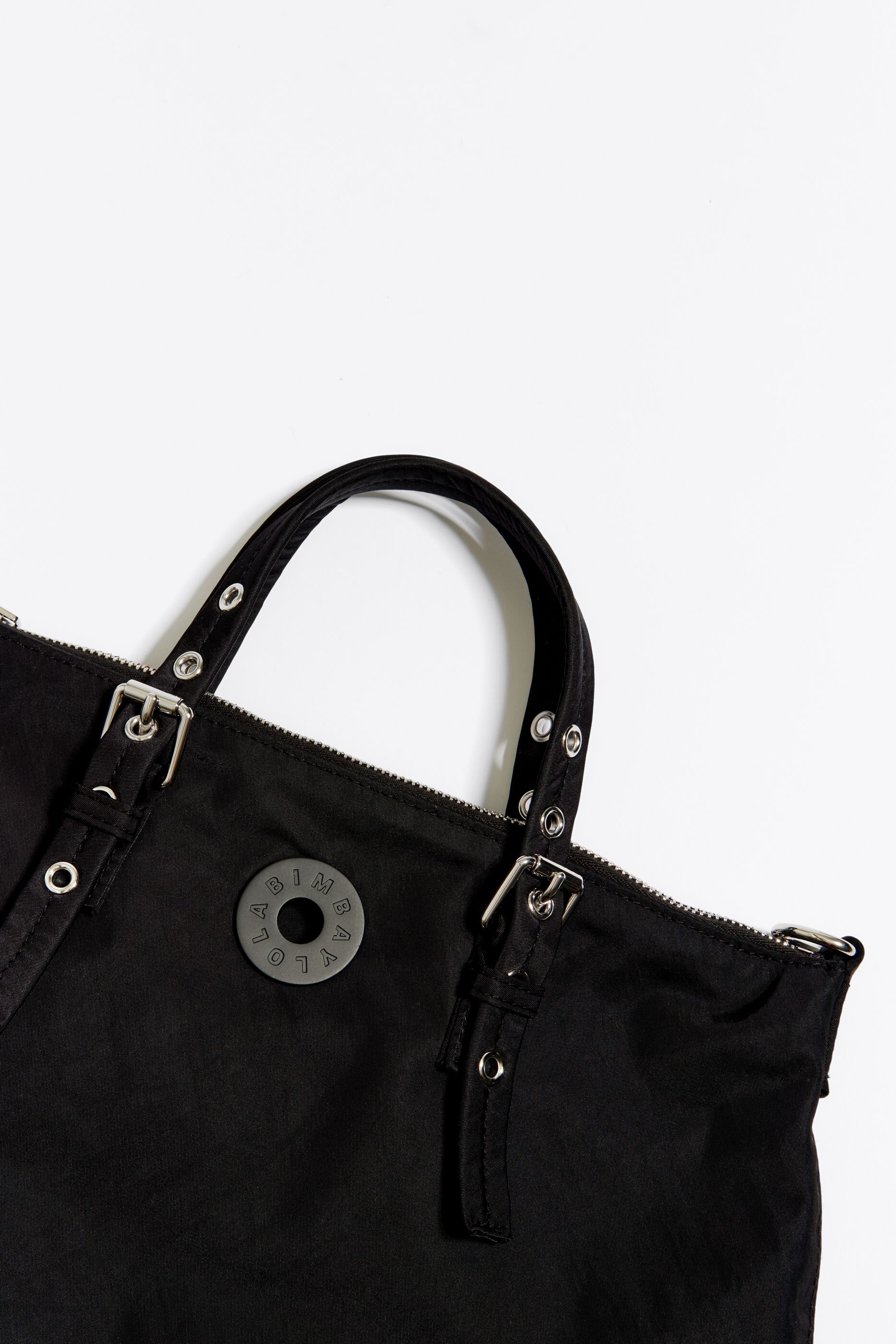 Bolso tote m nylon shop negro bimba y lola