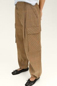 Pantal&oacute;n cargo cuadros caf&eacute; claro