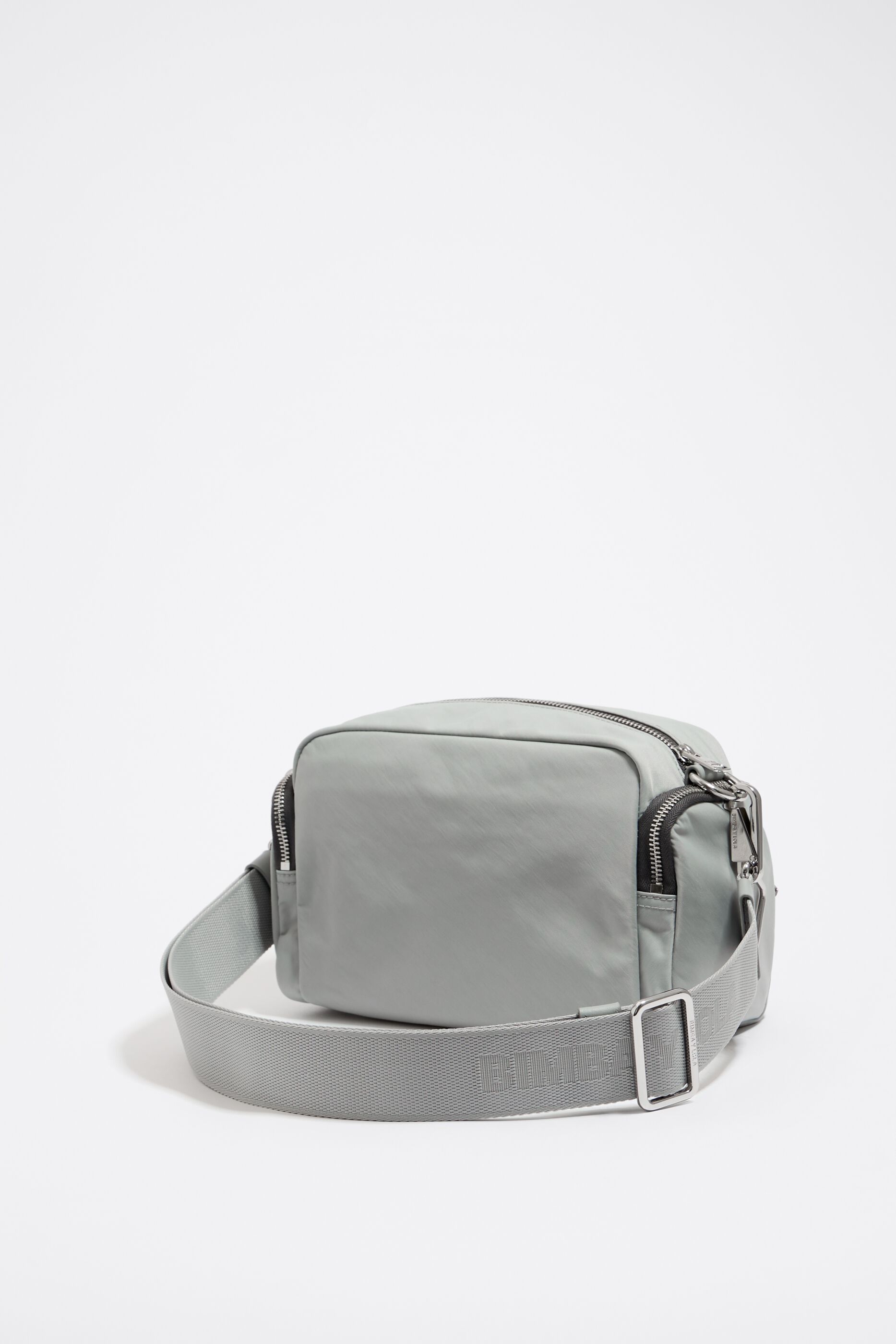 Bolsa bandolera M gris claro