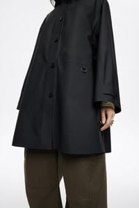 Gabardina engomada línea A azul oscuro Gabardina engomada línea A azul oscuro