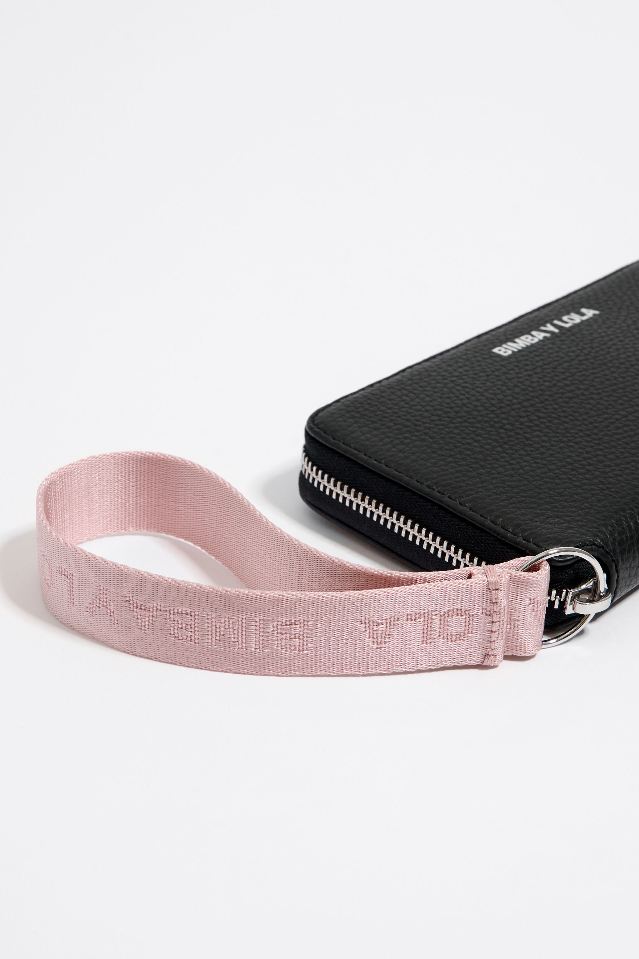 Burberry etiqueta zip new arrivals