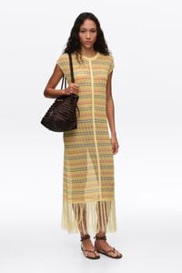 Vestido sisa flecos tejido amarillo