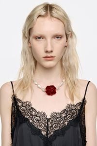 Red rose pearl necklace Red rose pearl necklace