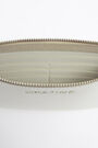 Pearl leather flat make-up case Pearl leather flat make-up case