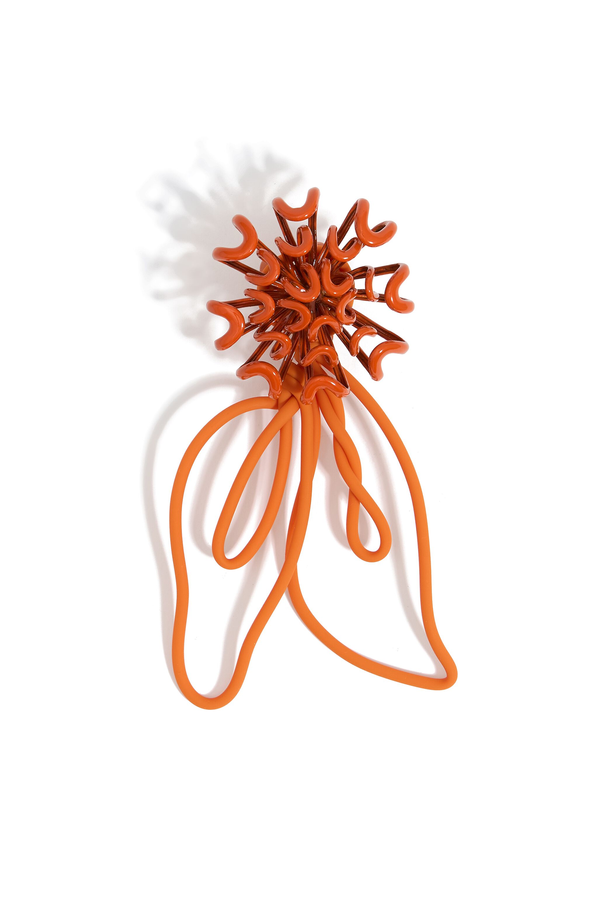 Orange chrysanthemum and leaves ring