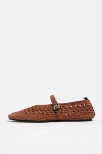 Zapatilla crochet caf&eacute;