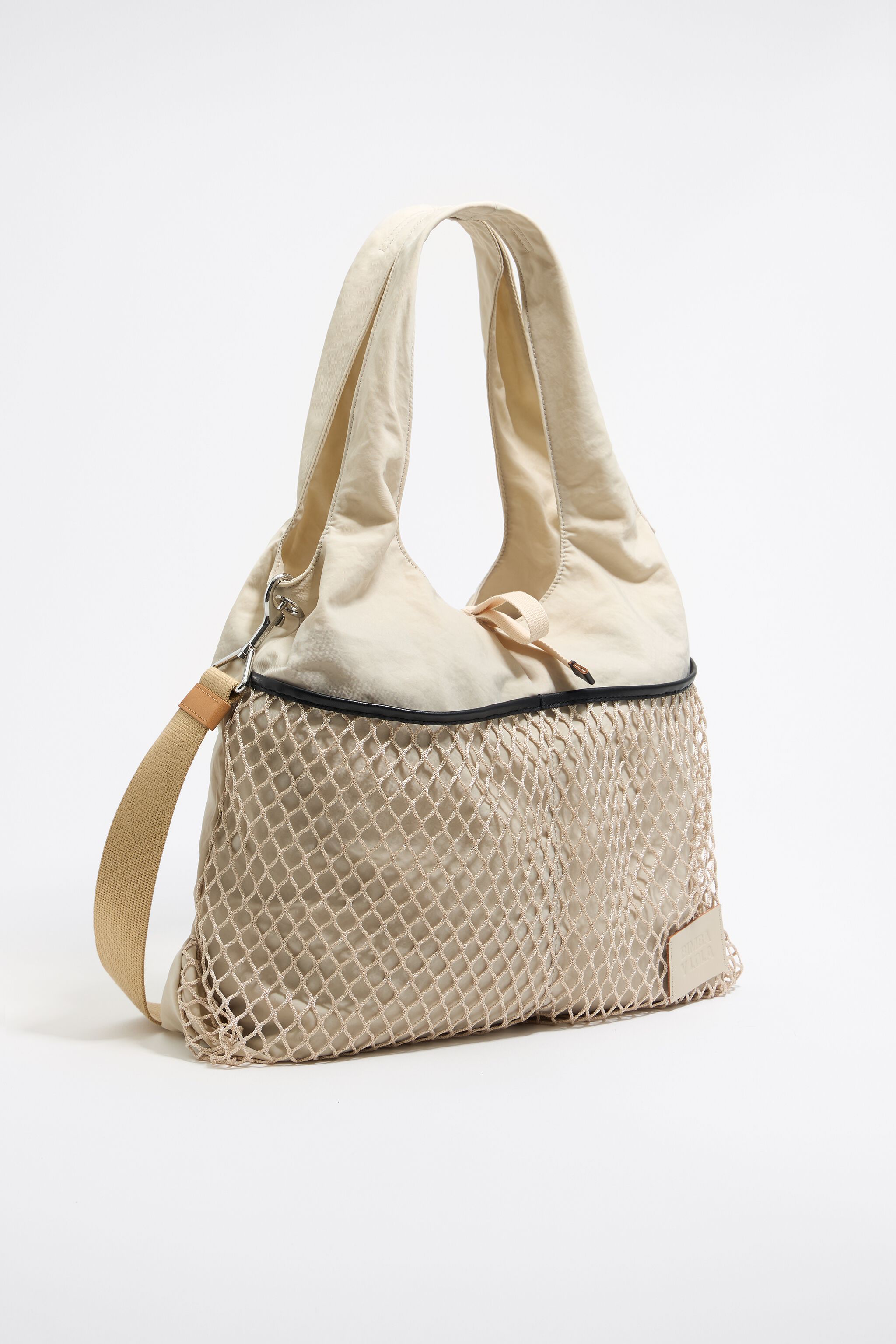 251BBIJ8C_10644_L_1.jpg?sw=