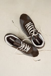 Tenis retro 13 18 café chocolate Tenis retro 13 18 café chocolate
