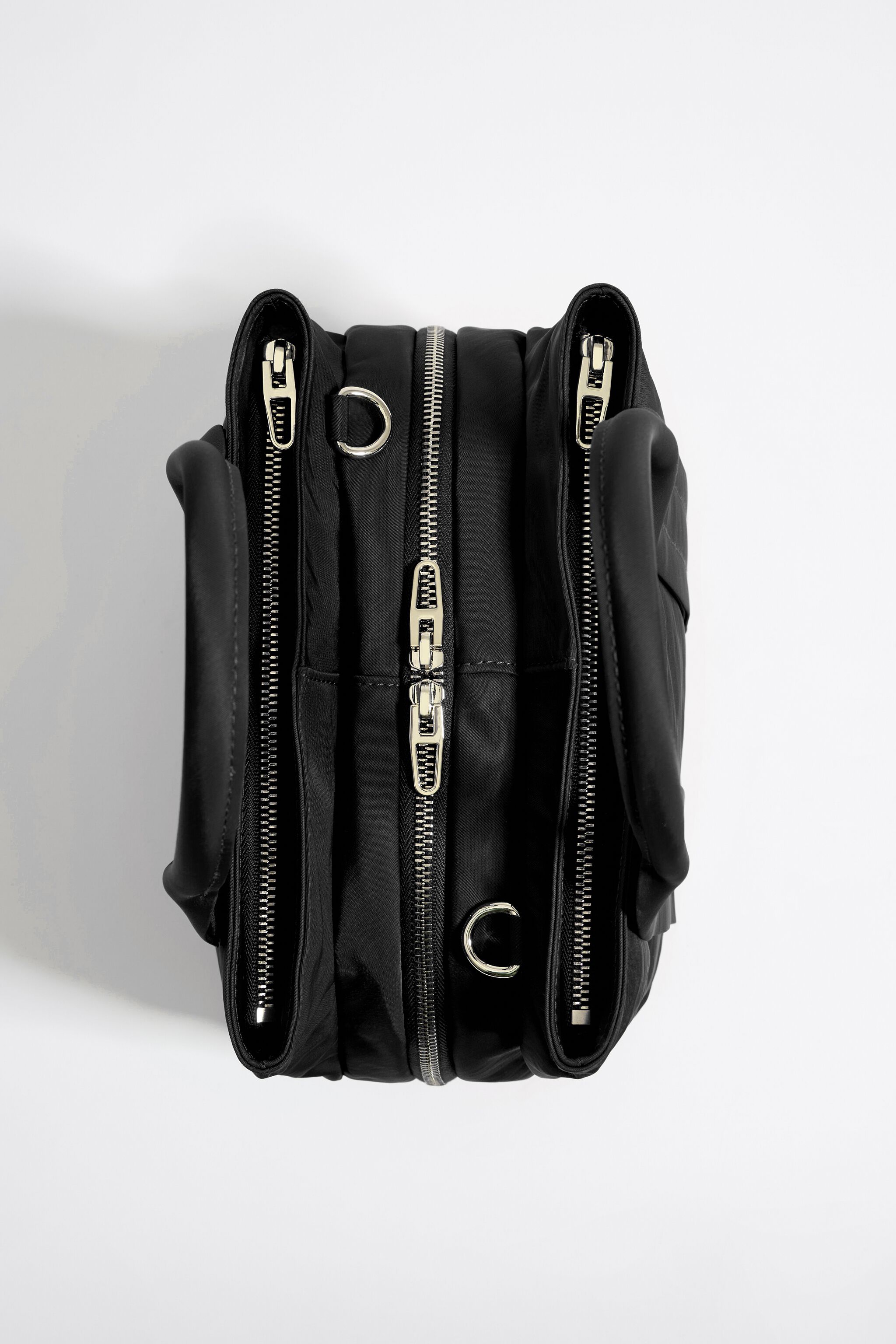Bolsas de mano negras sale